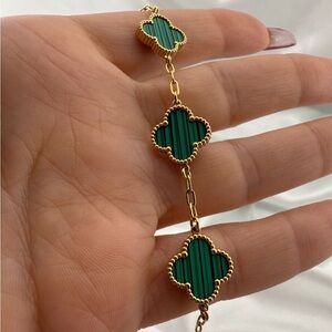 Alhambra 18k Gold Plated Gold and Green Clover Necklace